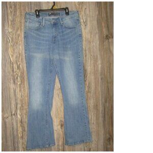 Levis Demi Curve Classic Rise Boot Cut Stretch Jeans Size 12 / 31 Msre 30x28